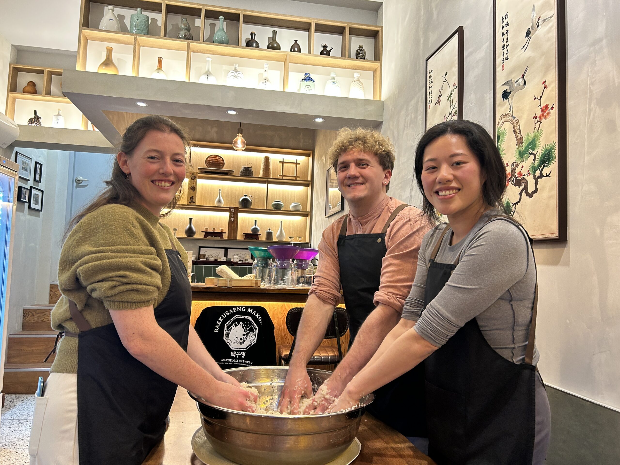 Makgeolli making class at Baekusaeng